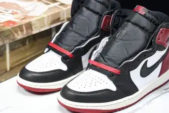 REIMAGINED” HIGH JORDAN “BLACK OG 1 TOE AIR 0616